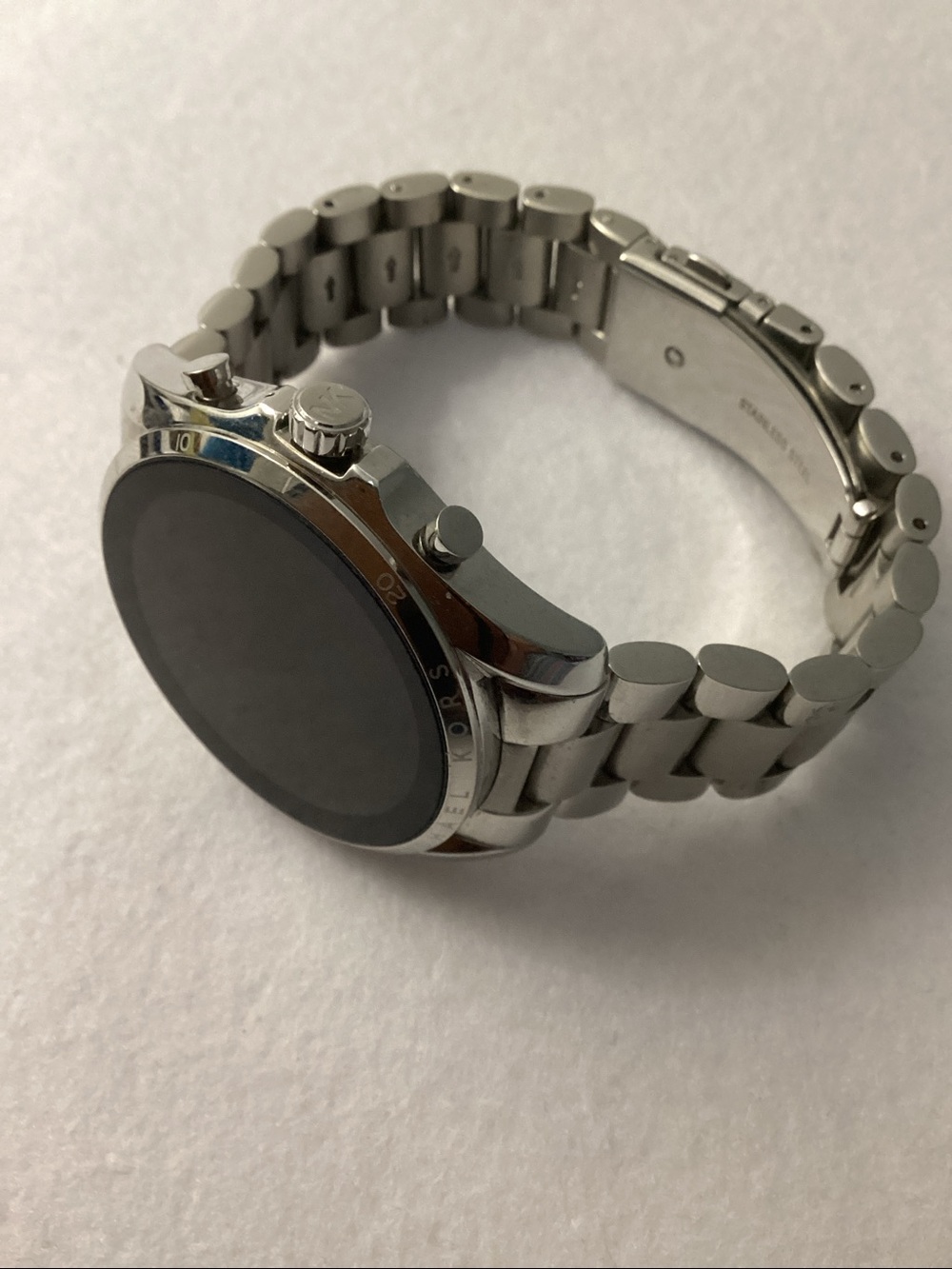 Michael Kors Unisex Gen 6 Bradshaw Stainless Steel Smartwatch - Picture 4 of 16